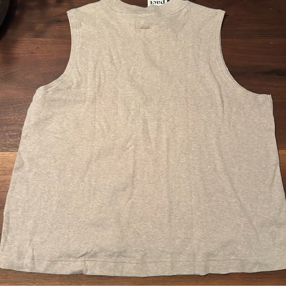 Pact women’s tops - Picture 3 of 5